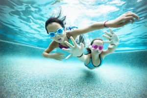 Sandwell-children-under-water